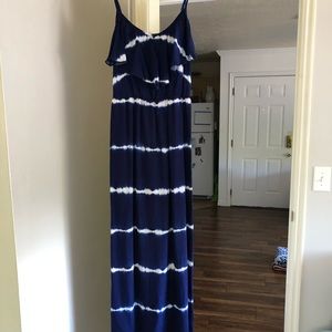 Maxi dress so cute and comfy!